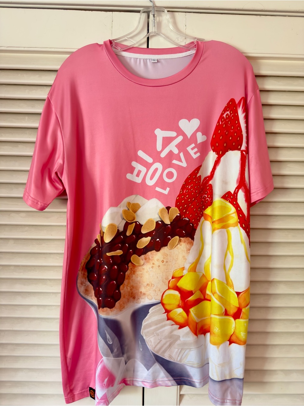 ADORBS AF MINT COND NUM NOMS PINK DESSERT SHIRT WOMEN’S SIZE LARGE